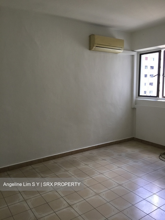 Blk 306 Jurong East Street 32 (Jurong East), HDB 3 Rooms #201864102